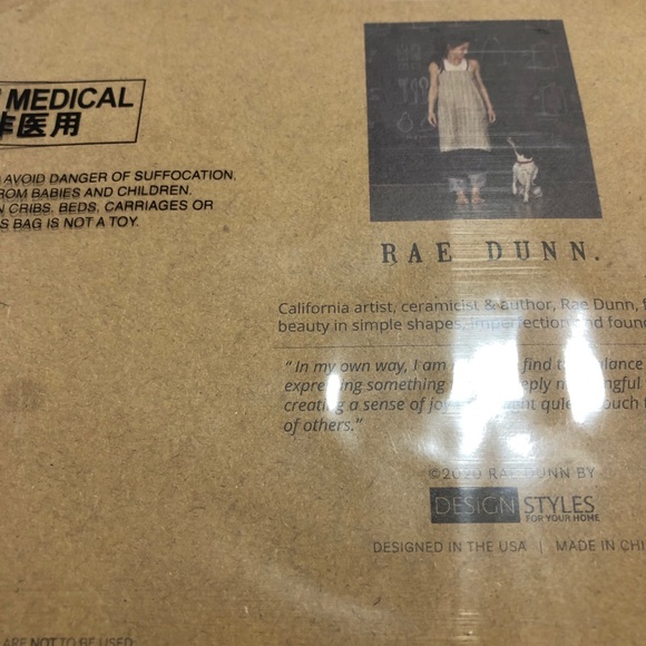 Rae Dunn Set of 2 Masks His Hers Black White Letters New - Picture 3 of 3